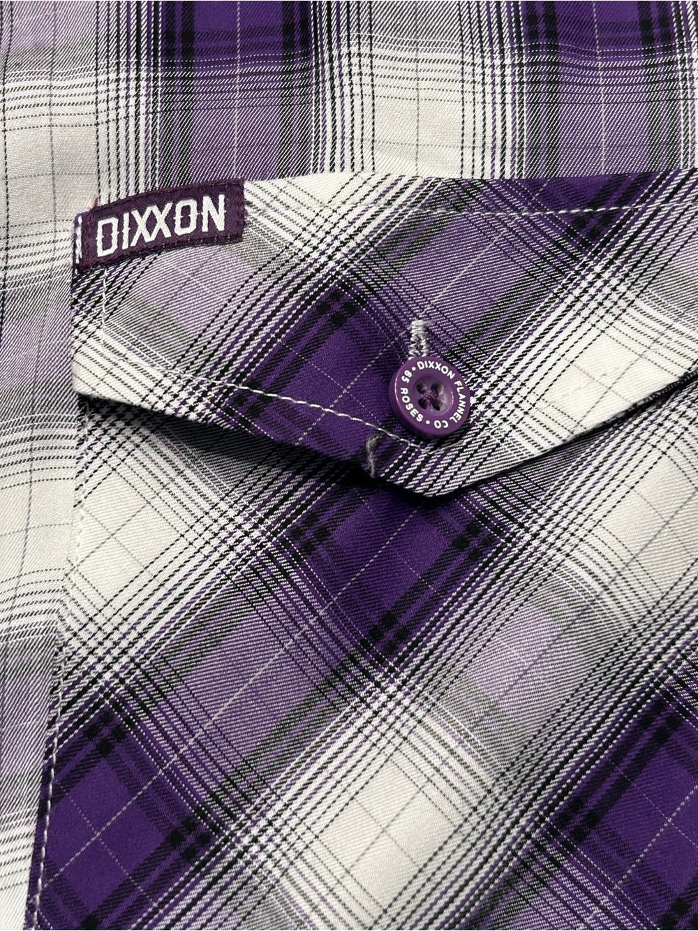 DIXXON Flannel Co 65 Roses Bamboo Short Sleeve Button Up Men's Size XL Purple - Picture 2 of 8